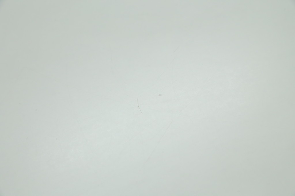 中古　FRITZ HANSEN(フリッツハンセン)　数学的曲線でデザインされたスーパー円テーブル　現行定価約34万円　(R-089008)
