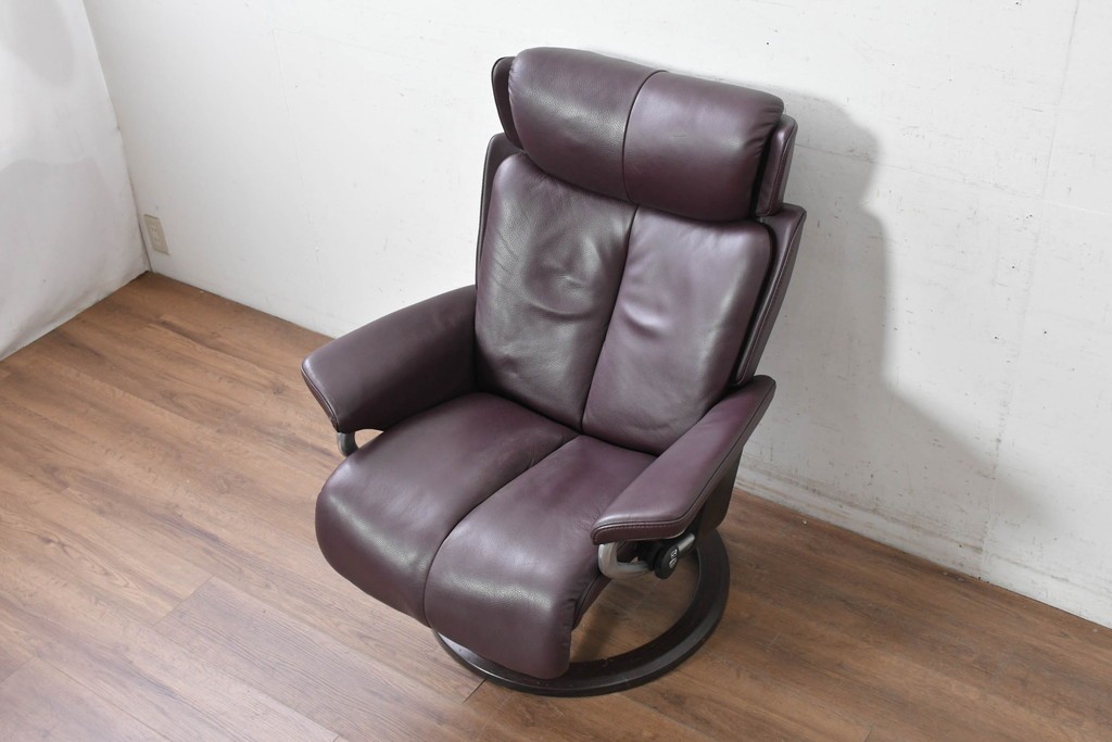 中古　美品　EKORNES(エコーネス)　Stressless Magic(ストレスレス マジック)　シグニチャー　Mサイズ　本革　オットマン付きストレスレスチェア　定価約75万円　(R-089009)