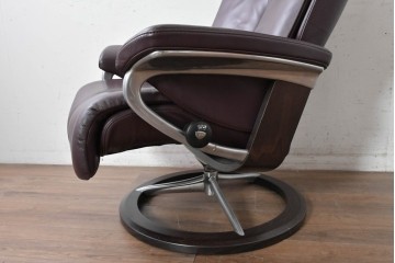 中古　美品　EKORNES(エコーネス)　Stressless Magic(ストレスレス マジック)　シグニチャー　Mサイズ　本革　オットマン付きストレスレスチェア　定価約75万円　(R-089009)