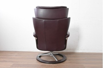 中古　美品　EKORNES(エコーネス)　Stressless Magic(ストレスレス マジック)　シグニチャー　Mサイズ　本革　オットマン付きストレスレスチェア　定価約75万円　(R-089009)