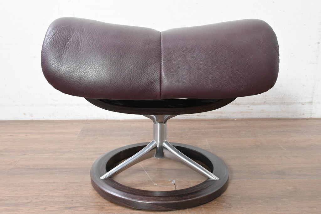 中古　美品　EKORNES(エコーネス)　Stressless Magic(ストレスレス マジック)　シグニチャー　Mサイズ　本革　オットマン付きストレスレスチェア　定価約75万円　(R-089009)