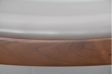 中古　美品　CONDE HOUSE(カンディハウス)　WING LUX LD　本革　ウォールナット材　曲線的なアームが美しいサイドチェア4脚セット　(R-089010)