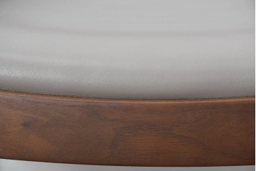 中古　美品　CONDE HOUSE(カンディハウス)　WING LUX LD　本革　ウォールナット材　曲線的なアームが美しいサイドチェア4脚セット　(R-089010)