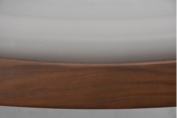 中古　美品　CONDE HOUSE(カンディハウス)　WING LUX LD　本革　ウォールナット材　曲線的なアームが美しいサイドチェア4脚セット　(R-089010)