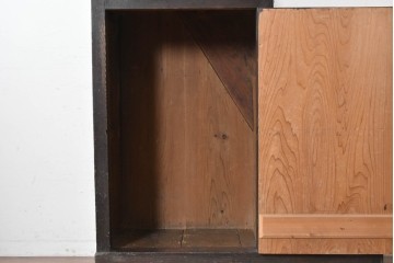 和製アンティーク　江戸期から明治期　希少な小振りサイズの階段箪笥　(R-089011)