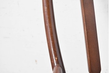 和製ヴィンテージ　希少モデル　秋田木工　合皮　丸みのある背もたれがかわいらしいロッキングチェア　(R-089012)