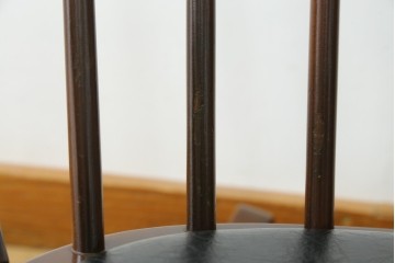 和製ヴィンテージ　希少モデル　秋田木工　合皮　丸みのある背もたれがかわいらしいロッキングチェア　(R-089012)