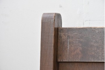 ヨーロッパヴィンテージ　重厚な佇まいのチャーチベンチ　(R-089020)
