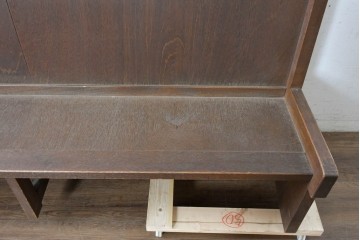 ヨーロッパヴィンテージ　重厚な佇まいのチャーチベンチ　(R-089020)