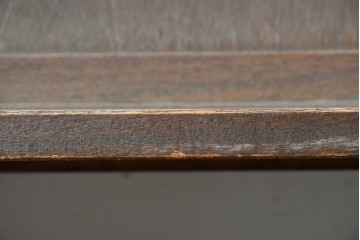 ヨーロッパヴィンテージ　重厚な佇まいのチャーチベンチ　(R-089020)