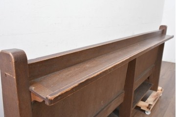 ヨーロッパヴィンテージ　重厚な佇まいのチャーチベンチ　(R-089020)