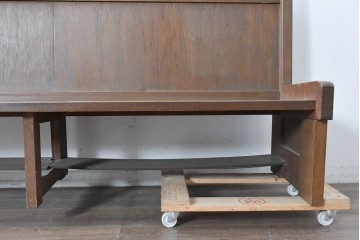 ヨーロッパヴィンテージ　特大!!　幅270cm超え　圧倒的な存在感のチャーチベンチ　(R-089021)