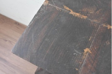 アジアンヴィンテージ　バリ島　無垢材　幾何学的なフォルムが目を引くアンティーク調の花台　(R-089027)