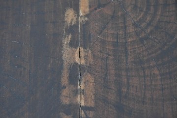 アジアンヴィンテージ　バリ島　無垢材　幾何学的なフォルムが目を引くアンティーク調の花台　(R-089028)