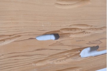 ヴィンテージ建具　昭和後期　杉材　節穴を活かした素朴な表情が味わい深い欄間2枚セット　(R-089035)