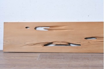 ヴィンテージ建具　昭和後期　杉材　節穴を活かした素朴な表情が味わい深い欄間2枚セット　(R-089035)