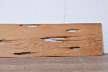 ヴィンテージ建具　昭和後期　杉材　節穴を活かした素朴な表情が味わい深い欄間2枚セット　(R-089035)