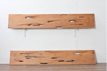 ヴィンテージ建具　昭和後期　杉材　節穴を活かした素朴な表情が味わい深い欄間2枚セット　(R-089035)