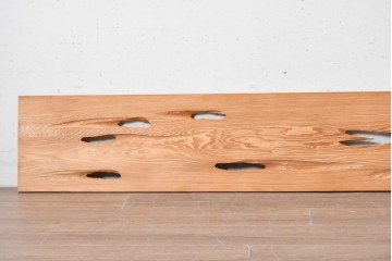 ヴィンテージ建具　昭和後期　杉材　節穴を活かした素朴な表情が味わい深い欄間2枚セット　(R-089036)