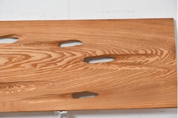 ヴィンテージ建具　昭和後期　杉材　節穴を活かした素朴な表情が味わい深い欄間2枚セット　(R-089036)