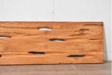 ヴィンテージ建具　昭和後期　杉材　節穴を活かした素朴な表情が味わい深い欄間2枚セット　(R-089038)