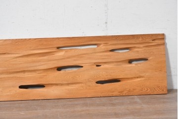 ヴィンテージ建具　昭和後期　杉材　節穴を活かした素朴な表情が味わい深い欄間2枚セット　(R-089038)