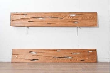 ヴィンテージ建具　昭和後期　杉材　節穴を活かした素朴な表情が味わい深い欄間2枚セット　(R-089039)