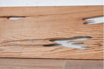 ヴィンテージ建具　昭和後期　杉材　節穴を活かした素朴な表情が味わい深い欄間2枚セット　(R-089040)
