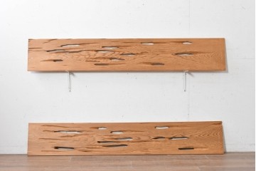 ヴィンテージ建具　昭和後期　杉材　節穴を活かした素朴な表情が味わい深い欄間2枚セット　(R-089041)
