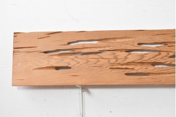 ヴィンテージ建具　昭和後期　杉材　節穴を活かした素朴な表情が味わい深い欄間2枚セット　(R-089041)