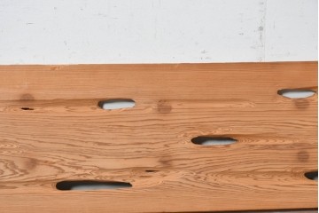 ヴィンテージ建具　昭和後期　杉材　節穴を活かした素朴な表情が味わい深い欄間2枚セット　(R-089042)