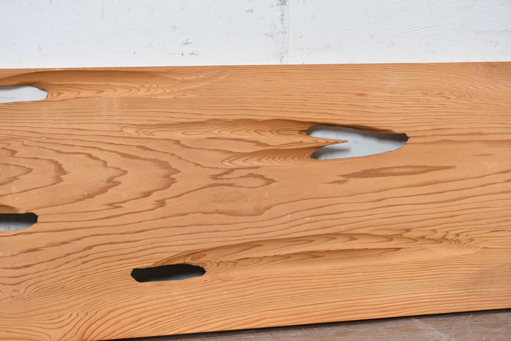 ヴィンテージ建具　昭和後期　杉材　節穴を活かした素朴な表情が味わい深い欄間2枚セット　(R-089043)