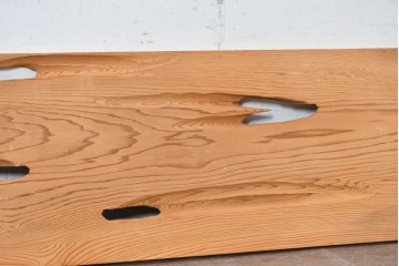 ヴィンテージ建具　昭和後期　杉材　節穴を活かした素朴な表情が味わい深い欄間2枚セット　(R-089043)