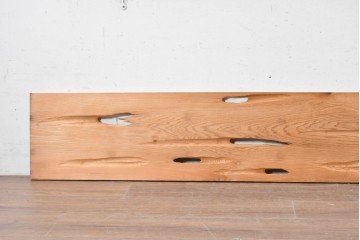 ヴィンテージ建具　昭和後期　杉材　節穴を活かした素朴な表情が味わい深い欄間2枚セット　(R-089043)