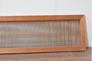 ヴィンテージ建具　昭和後期　繊細な縦桟が整然と並ぶ筬欄間2枚セット　(R-089045)