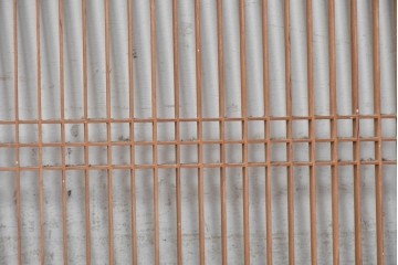 ヴィンテージ建具　昭和後期　繊細な縦桟が整然と並ぶ筬欄間2枚セット　(R-089045)