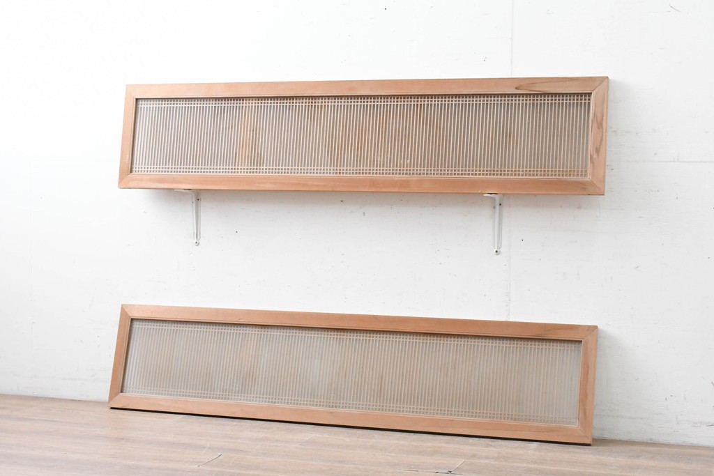 ヴィンテージ建具　昭和後期　両面ガラス入りの細密な筬欄間2枚セット　(R-089046)