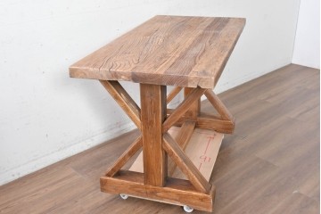 中古　美品　チーク無垢材　重厚な脚組みが印象的なダイニングテーブル　(R-089049)