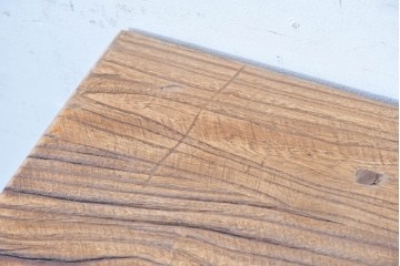 中古　美品　チーク無垢材　重厚な脚組みが印象的なダイニングテーブル　(R-089049)