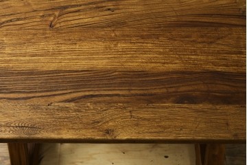 中古　美品　チーク無垢材　重厚な脚組みが印象的なダイニングテーブル　(R-089049)