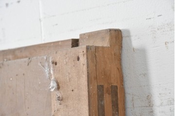アンティーク建具　明治期　檜(ヒノキ)材　力強い框組が魅力の蔵戸1枚　(R-089050)