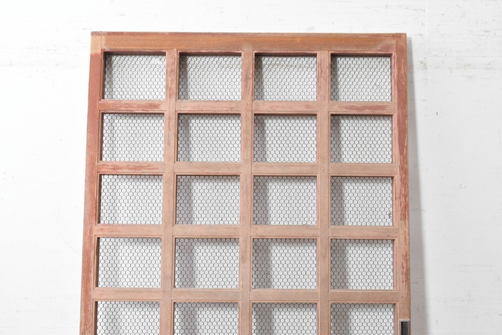 アンティーク建具　明治期　総欅(ケヤキ)材　きつね格子が目を引く蔵戸1枚　(R-089052)