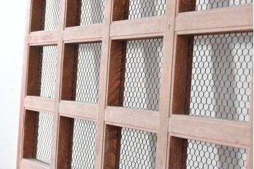 アンティーク建具　明治期　総欅(ケヤキ)材　きつね格子が目を引く蔵戸1枚　(R-089052)