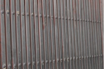 アンティーク建具　明治期　重厚な金具が目を引く格子蔵戸1枚　(R-089053)