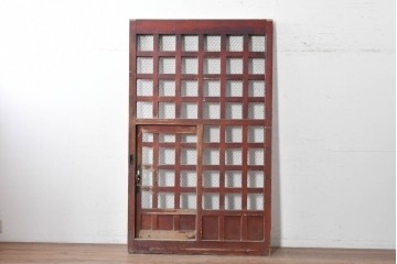 アンティーク建具　明治から大正期　檜(ヒノキ)材　格子とくぐり戸が趣ある蔵戸1枚　(R-089054)