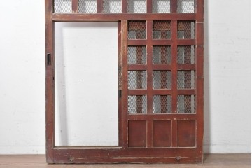 アンティーク建具　明治から大正期　檜(ヒノキ)材　格子とくぐり戸が趣ある蔵戸1枚　(R-089054)