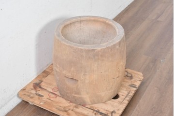 【簡易リペア限定品】　和製アンティーク　欅(ケヤキ)材の重厚な臼　(R-089066)