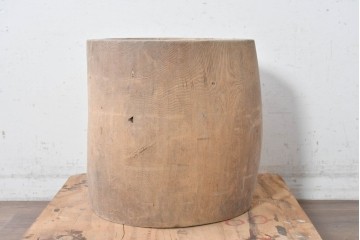 【簡易リペア限定品】　和製アンティーク　欅(ケヤキ)材の重厚な臼　(R-089066)