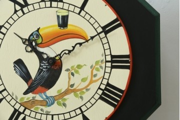 アイルランドヴィンテージ　激レア!!　希少　GUINNESS(ギネス)　著名ペインター作品　トゥーカンのイラストが可愛らしい壁掛け時計　(R-089072)