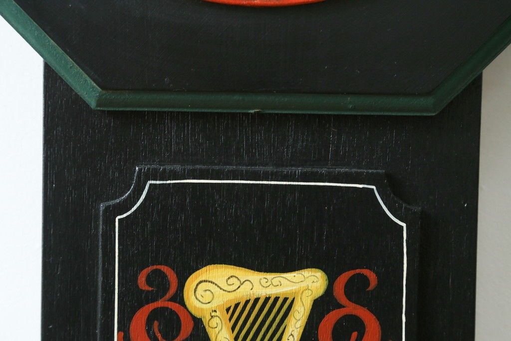 アイルランドヴィンテージ　激レア!!　希少　GUINNESS(ギネス)　著名ペインター作品　トゥーカンのイラストが可愛らしい壁掛け時計　(R-089072)